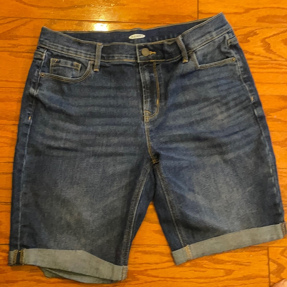 Old navy jean shorts!